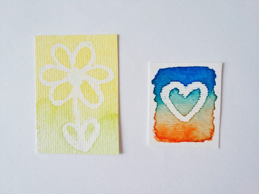 Learn how to make a really quick and cute wax resist watercolour note card, ideal for writing a letter to a loved one. Click through for the tutorial.